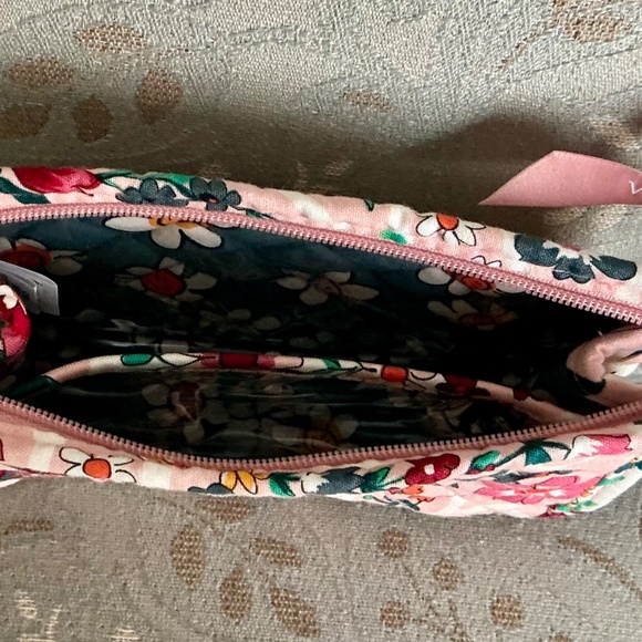 NWT Vera Bradley Trapeze Cosmetic Pouch Set of 2/Prairie Paisley Pattern - Picture 8 of 12